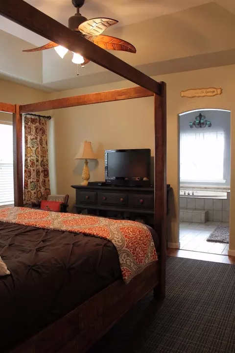 635 Barton Rd, Eagle Point, OR 97524 photo 10