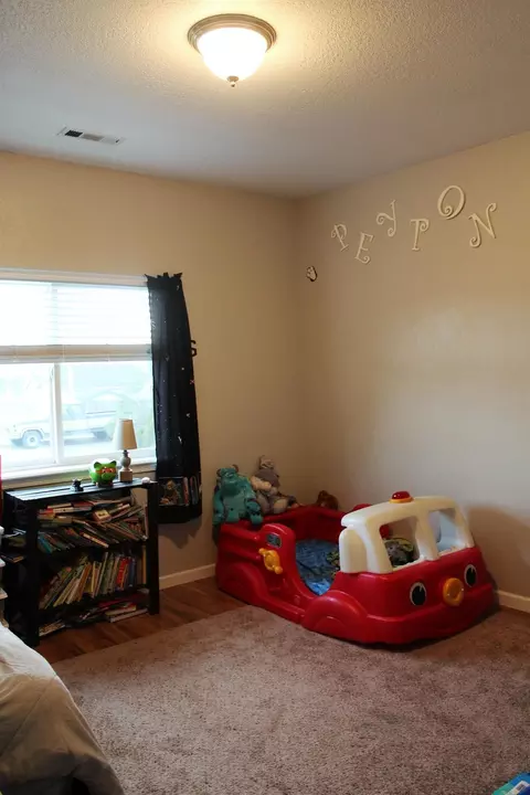 635 Barton Rd, Eagle Point, OR 97524 photo 16