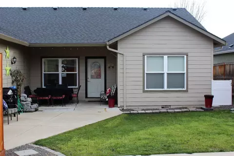 635 Barton Rd, Eagle Point, OR 97524 photo 19