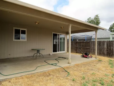 733 Crystal Dr, Eagle Point, OR 97524 photo 11