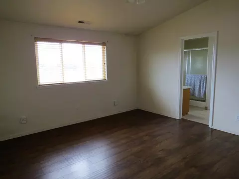 733 Crystal Dr, Eagle Point, OR 97524 photo 12