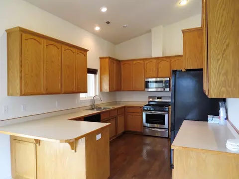 733 Crystal Dr, Eagle Point, OR 97524 photo 5