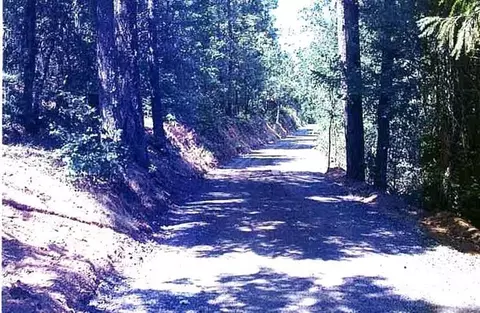 6633 W Side Rd, Cave Junction, OR 97523 photo 2