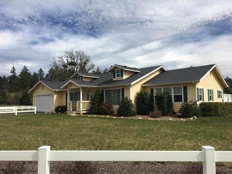 533 E Forks Cir, Cave Junction, OR 97523 photo 1