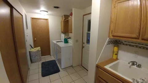 1248 E View Pl, Grants Pass, OR 97527 photo 13