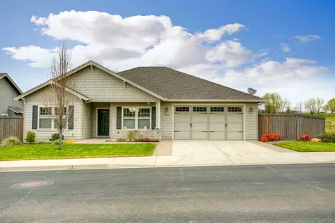 658 Nottingham Ter, Eagle Point, OR 97524 photo 26