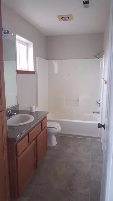 20 Dianne Way, Eagle Point, OR 97524 photo 6