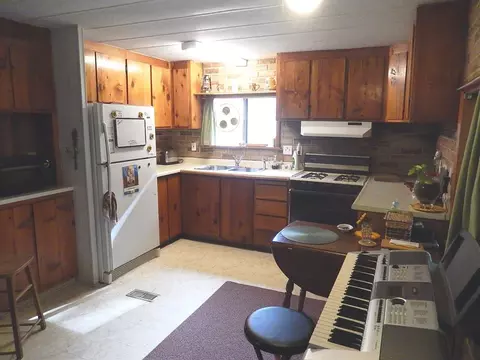 18733 Evans Creek Rd, Rogue River, OR 97537 photo 3