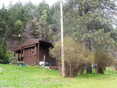 18733 Evans Creek Rd, Rogue River, OR 97537 photo 19