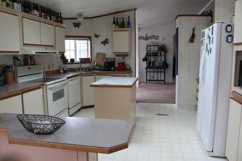 633 E Archwood Dr #122, Eagle Point, OR 97524 photo 9