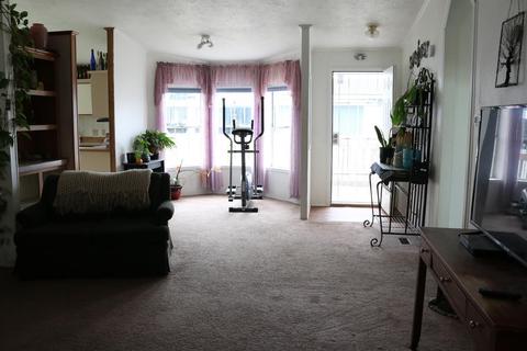 633 E Archwood Dr #122, Eagle Point, OR 97524 photo 5