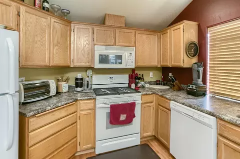 321 Meadow View Dr, Phoenix, OR 97535 photo 13