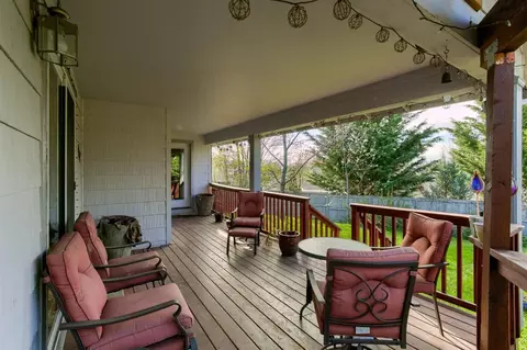 321 Meadow View Dr, Phoenix, OR 97535 photo 4
