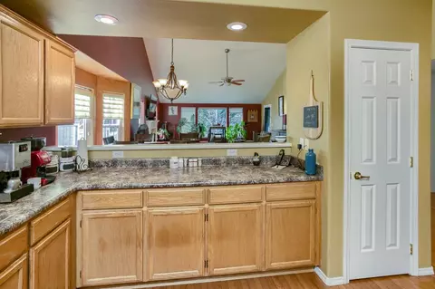 321 Meadow View Dr, Phoenix, OR 97535 photo 12