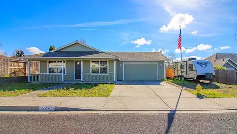977 Ridgeview Dr, Eagle Point, OR 97524 photo 1