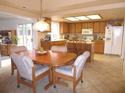 1106 Hampton Dr, Central Point, OR 97502 photo 6