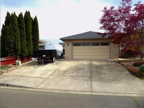 1106 Hampton Dr, Central Point, OR 97502 photo 21