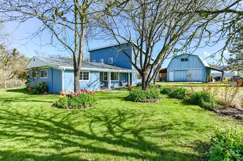 2777 E Antelope Rd, Eagle Point, OR 97524 photo 10