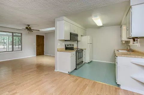 793 Williamson, Grants Pass, OR 97526 photo 11