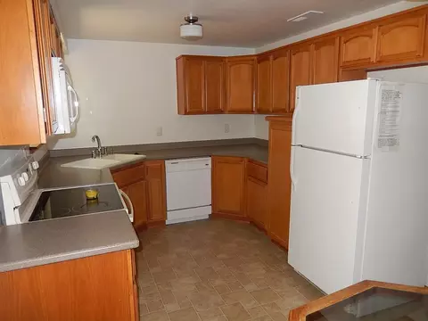 502 Van Wey Cir, Eagle Point, OR 97524 photo 9