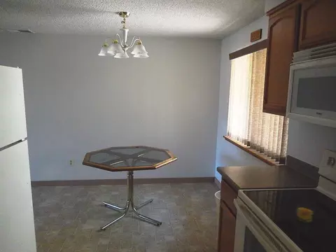 502 Van Wey Cir, Eagle Point, OR 97524 photo 7
