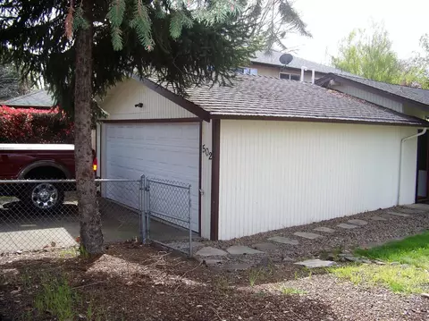 502 Van Wey Cir, Eagle Point, OR 97524 photo 4