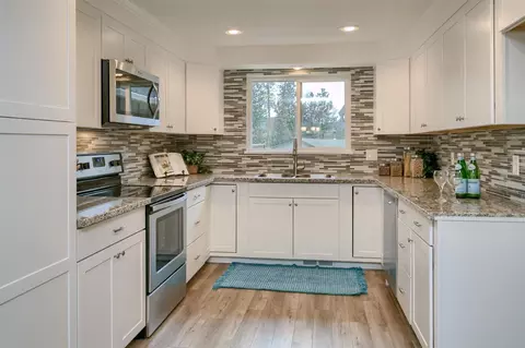 850 3rd St, Rogue River, OR 97537 photo 5