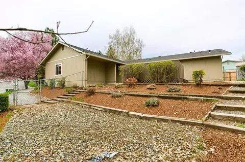 850 3rd St, Rogue River, OR 97537 photo 33