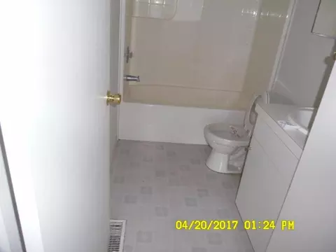 6519 Tolo Rd, Central Point, OR 97502 photo 2