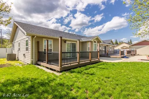 3524 Grant Rd, Central Point, OR 97502 photo 6