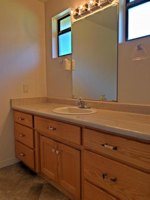 380 Summit Loop, Grants Pass, OR 97527 photo 12