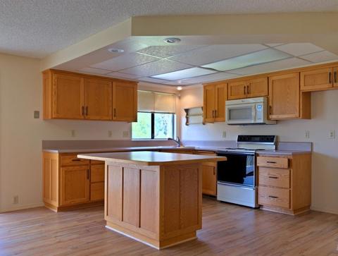 380 Summit Loop, Grants Pass, OR 97527 photo 5
