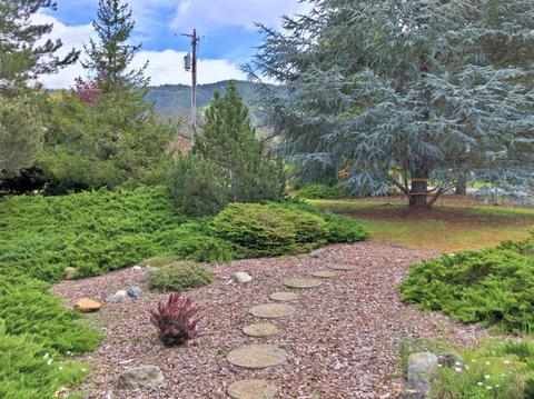 380 Summit Loop, Grants Pass, OR 97527 photo 17