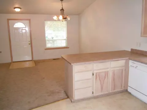 483 St Clair Way, Eagle Point, OR 97524 photo 12