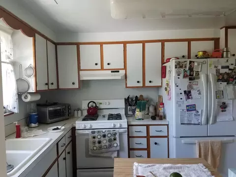 412 B St, Phoenix, OR 97535 photo 7