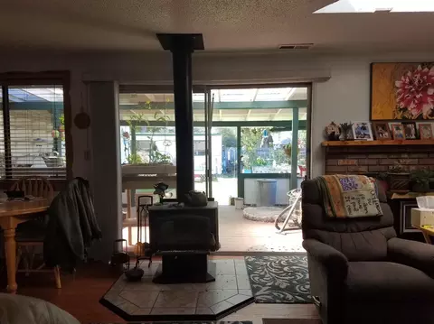 412 B St, Phoenix, OR 97535 photo 12