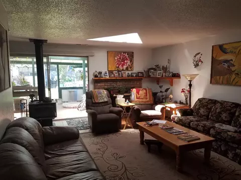 412 B St, Phoenix, OR 97535 photo 11