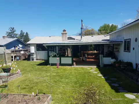 412 B St, Phoenix, OR 97535 photo 26