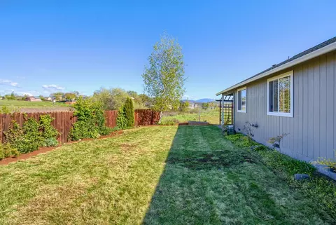 462 Sienna Hills Dr, Eagle Point, OR 97524 photo 17