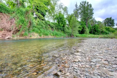 1301 Evans Creek Rd, Rogue River, OR 97537 photo 7