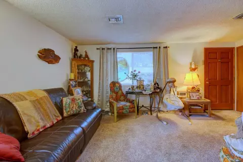 1301 Evans Creek Rd, Rogue River, OR 97537 photo 8
