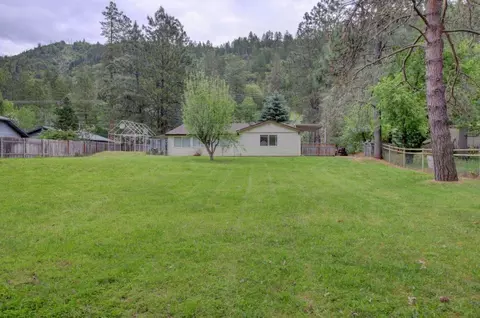 1301 Evans Creek Rd, Rogue River, OR 97537 photo 5