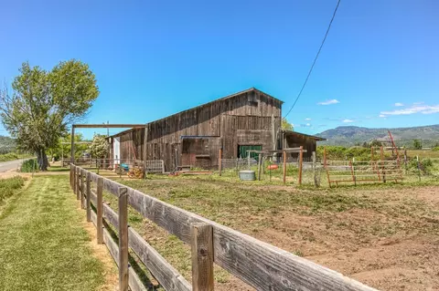 722 Hammel Rd, Eagle Point, OR 97524 photo 8
