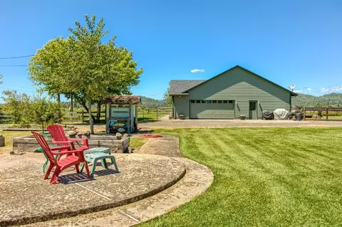 722 Hammel Rd, Eagle Point, OR 97524 photo 35