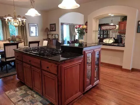 657 Red Oak St, Central Point, OR 97502 photo 10