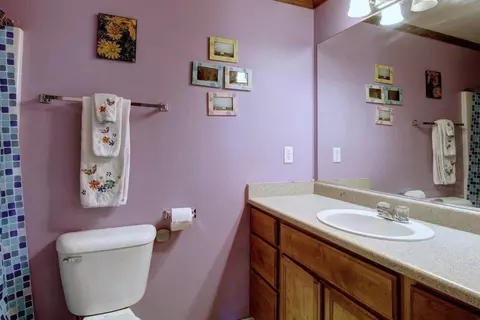 608 Andrea Way, Eagle Point, OR 97524 photo 14
