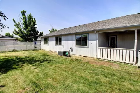 608 Andrea Way, Eagle Point, OR 97524 photo 19
