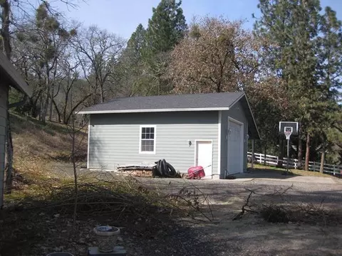 3155 Old Stage Rd, Central Point, OR 97502 photo 11