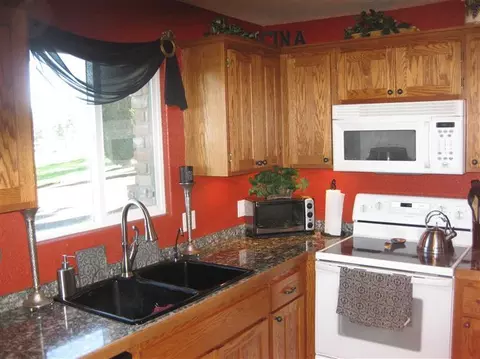 3155 Old Stage Rd, Central Point, OR 97502 photo 13