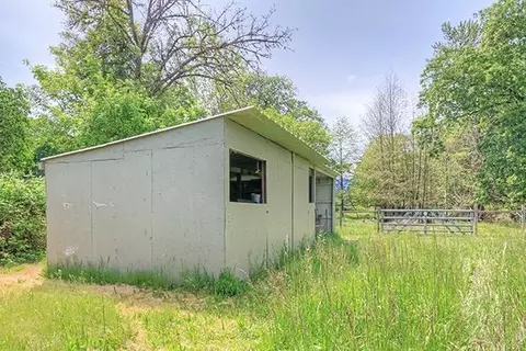 1408 Applegate Ave, Grants Pass, OR 97527 photo 15